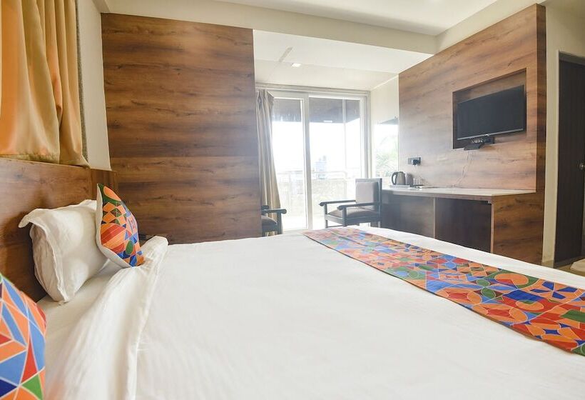 ホテル Collection O Avasa Grand