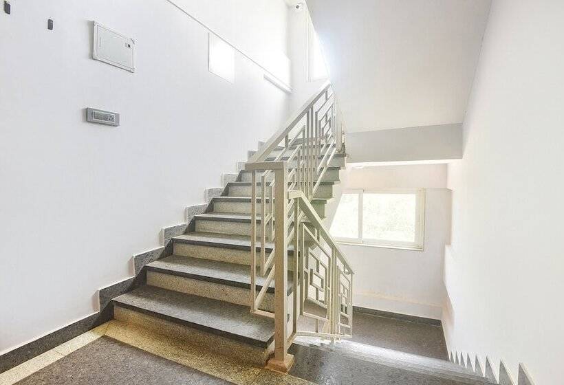 ホテル Collection O Avasa Grand