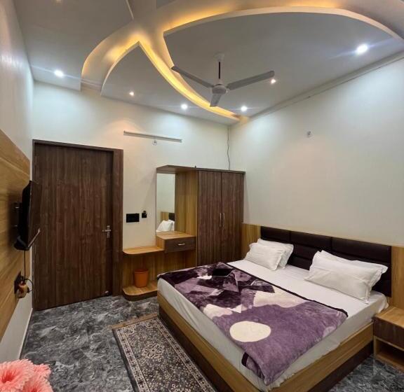 ホテル Jb Square Resort And Lawn