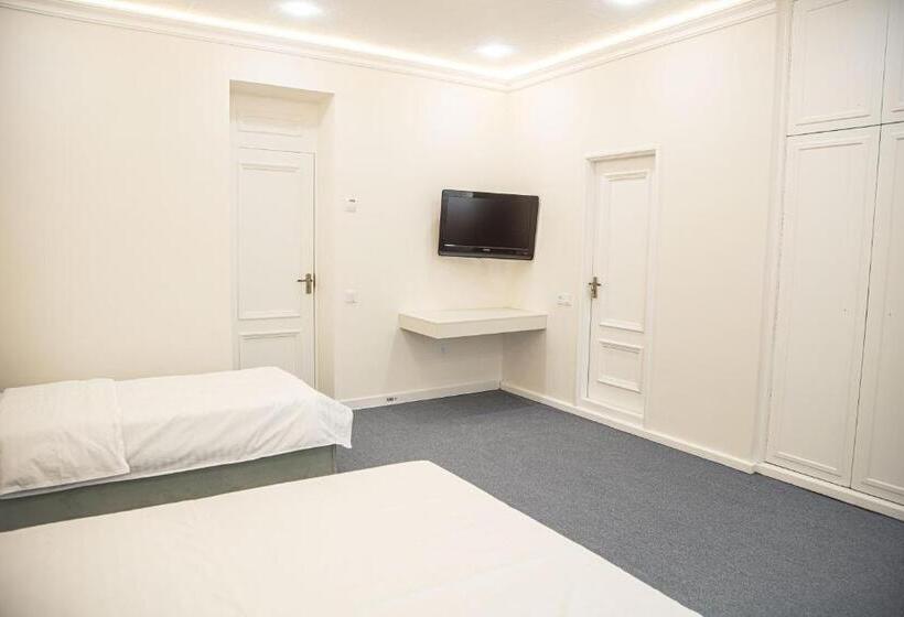 בית מלון כפרי Lev Tolstoy