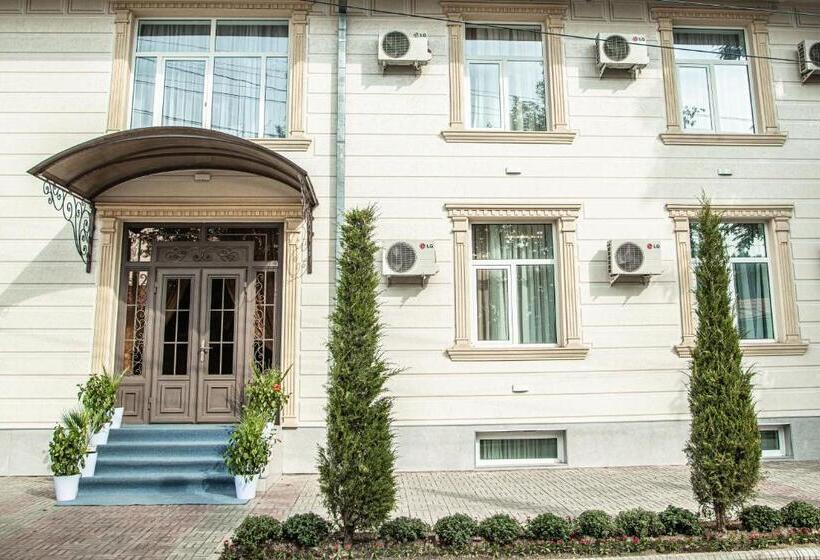 בית מלון כפרי Lev Tolstoy