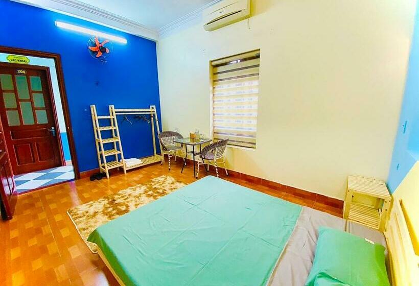 هتل Lion Homestay