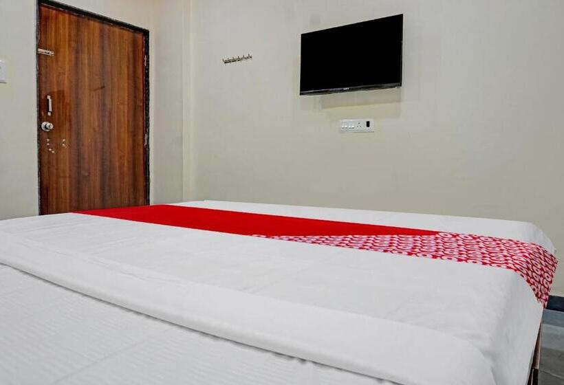 בית מלון כפרי Oyo Flagship Sai Balaji Lodge