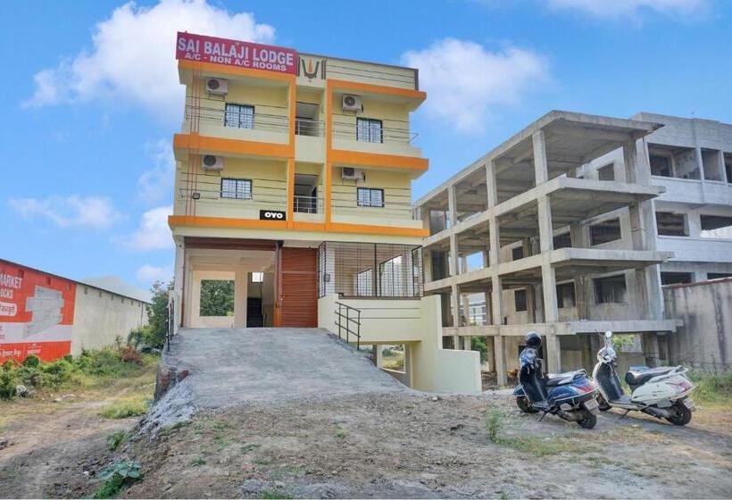 فندق Oyo Flagship Sai Balaji Lodge