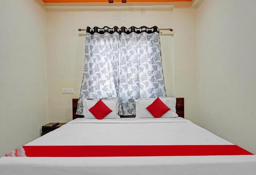 בית מלון כפרי Oyo Flagship Sai Balaji Lodge