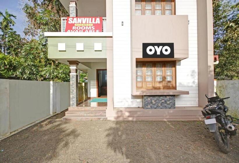 בית מלון כפרי Oyo Flagship Sanvilla