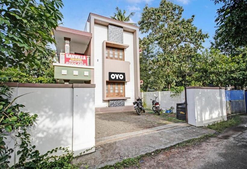 ホテル Oyo Flagship Sanvilla