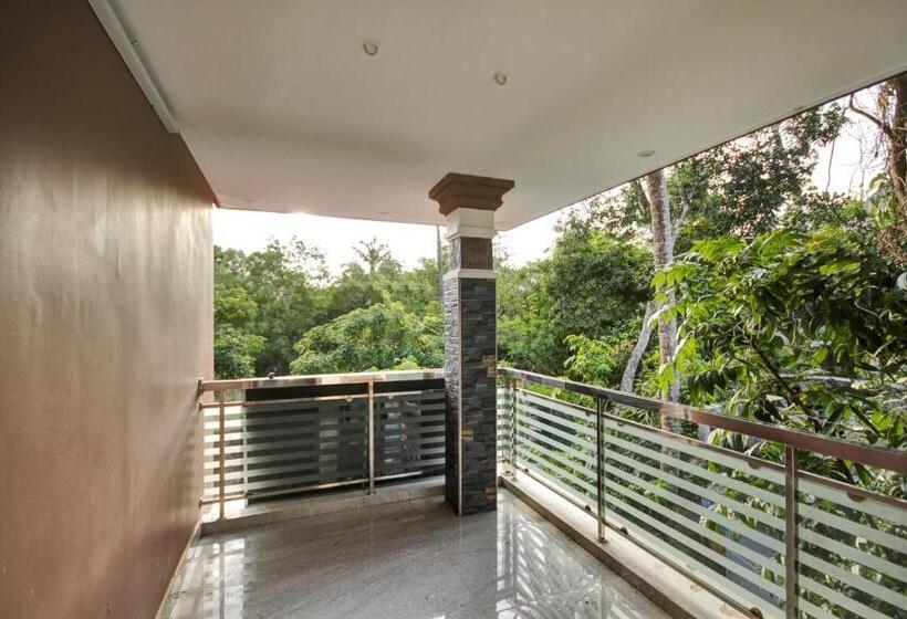 ホテル Oyo Flagship Sanvilla