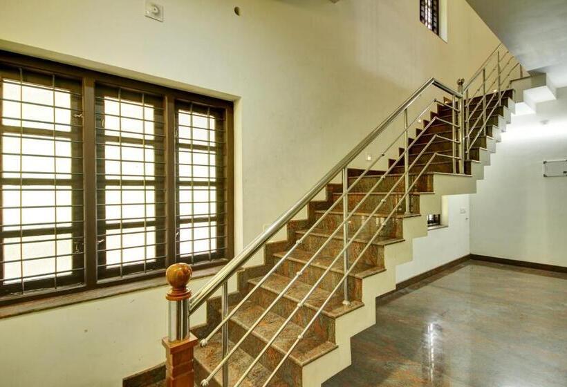 فندق Oyo Flagship Sanvilla