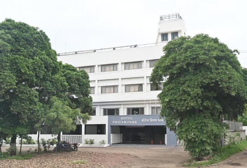 בית מלון כפרי Pritam Park