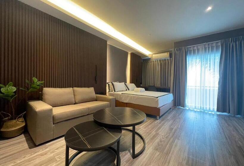 Отель The Bed S 304