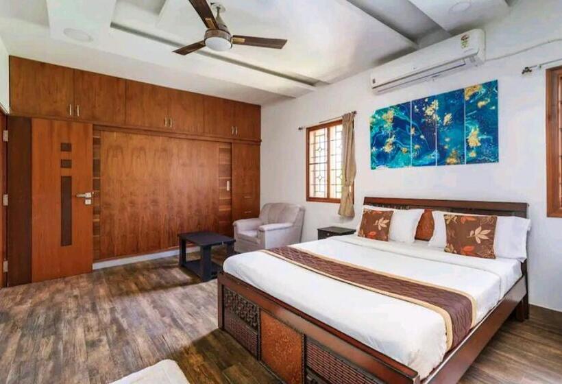 בית מלון כפרי Tulip Villa