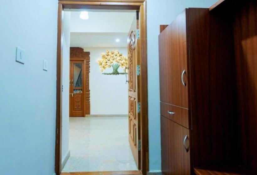 בית מלון כפרי Tulip Villa