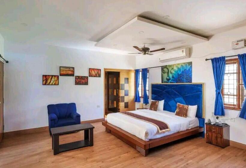 בית מלון כפרי Tulip Villa