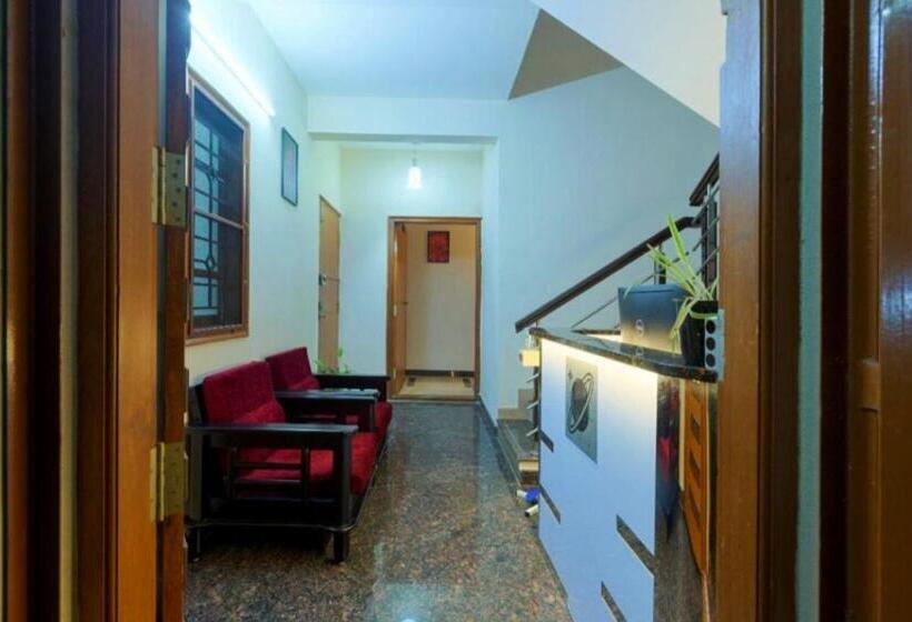 בית מלון כפרי Tulip Villa