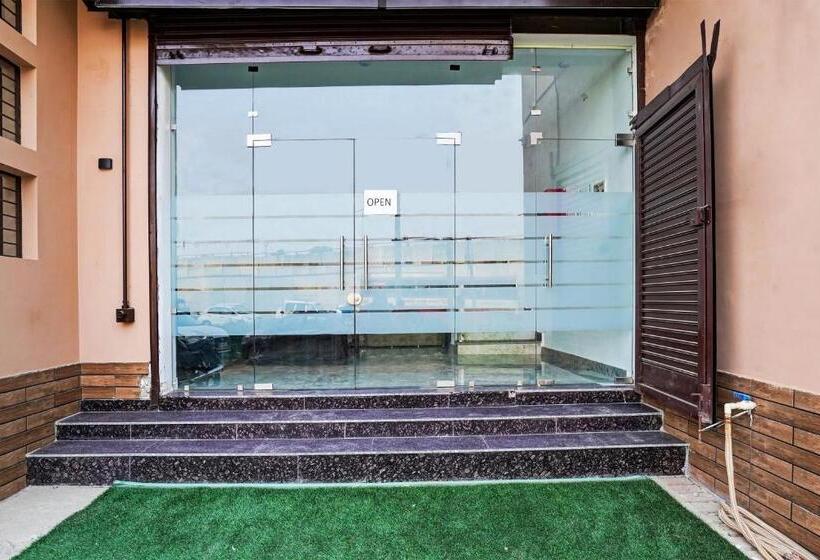 Oyo Flagship Hotel Lotus Highway Inn