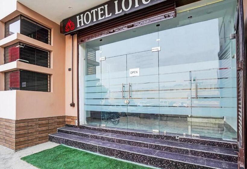 Oyo Flagship Hotel Lotus Highway Inn