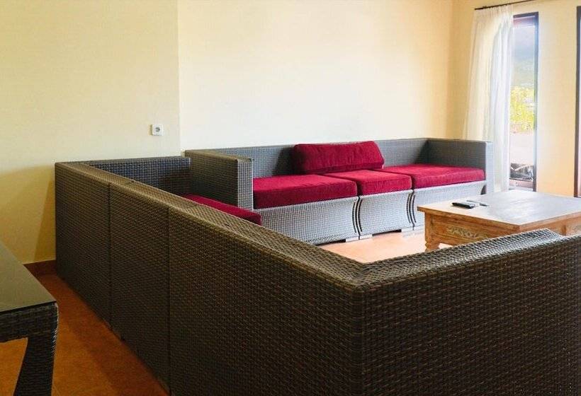 הוסטל Vamana Bangsal