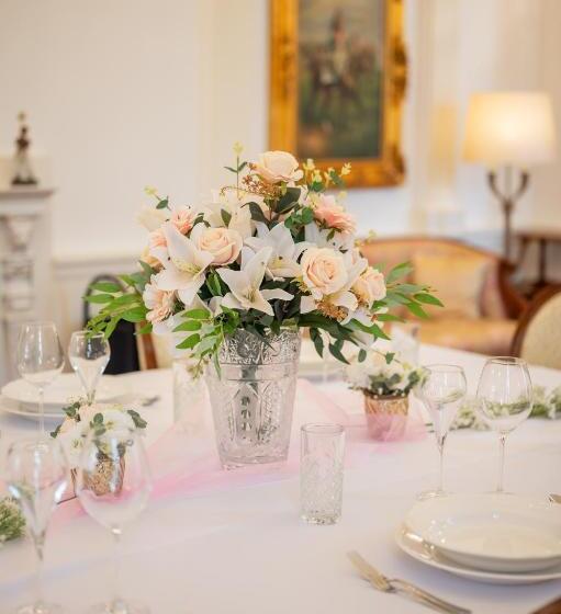 הוסטל Zámeček   Chateau Lány   Depandance Stroodel