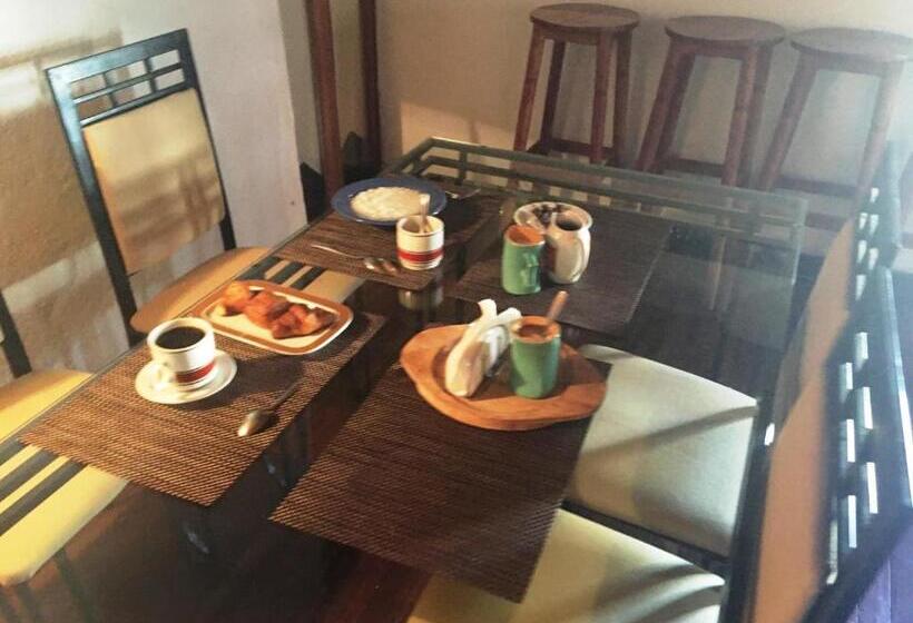 Bed and Breakfast Le Fumoir De L  Artisan Guest House