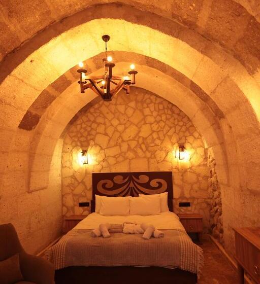 تختخواب و صبحانه Stone Owl Otel & Restaurant