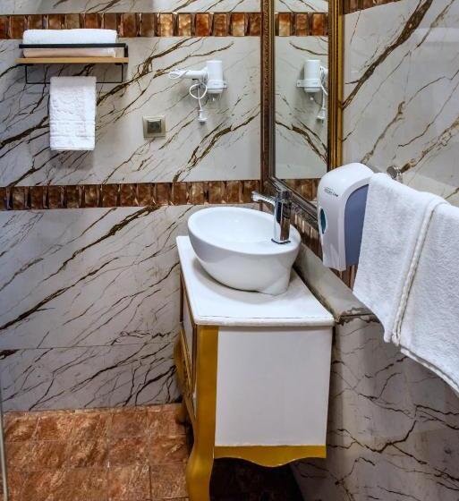 בית מלון כפרי Black Lotus İzmir