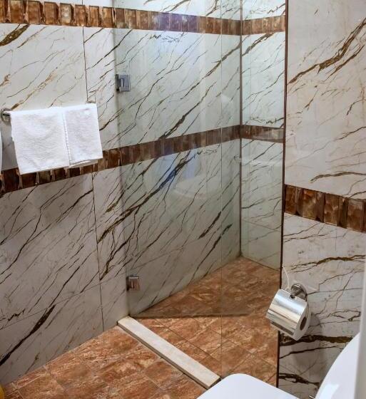 בית מלון כפרי Black Lotus İzmir