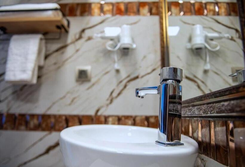 בית מלון כפרי Black Lotus İzmir