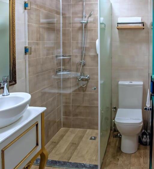 בית מלון כפרי Black Lotus İzmir