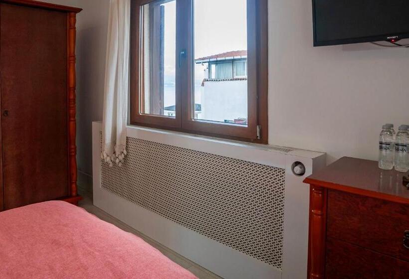 בית מלון כפרי Black Lotus İzmir