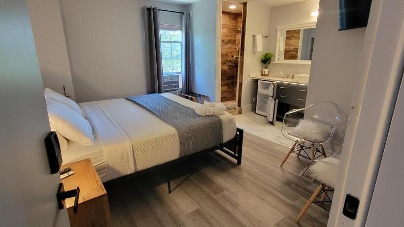 בית מלון כפרי Eagle’s Landing Lodge