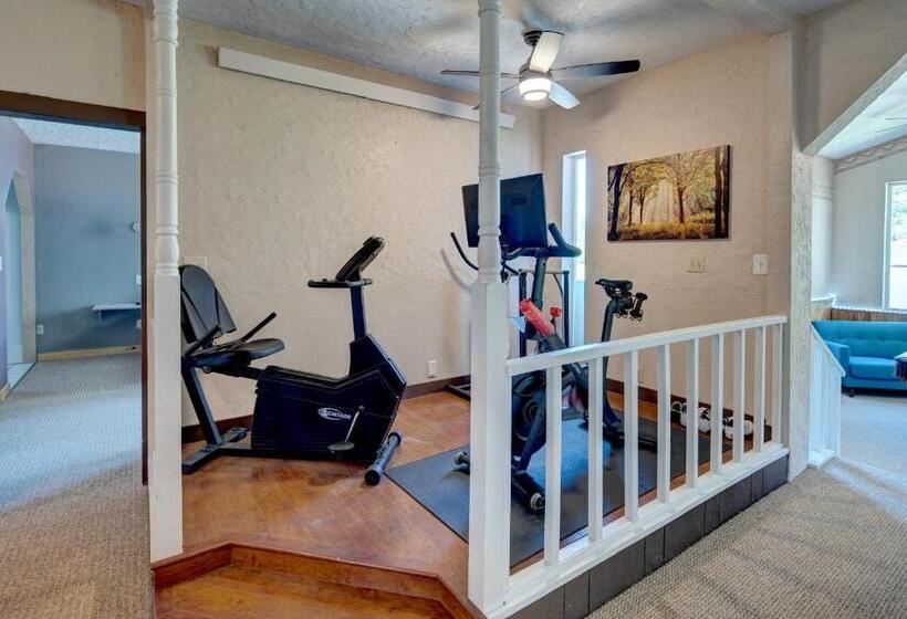 هتل Eagle’s Landing Lodge