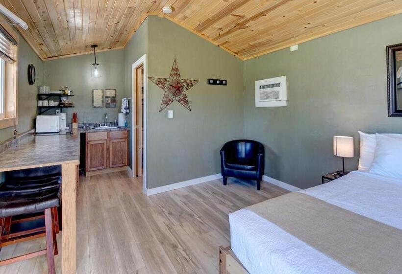 בית מלון כפרי Eagle’s Landing Lodge