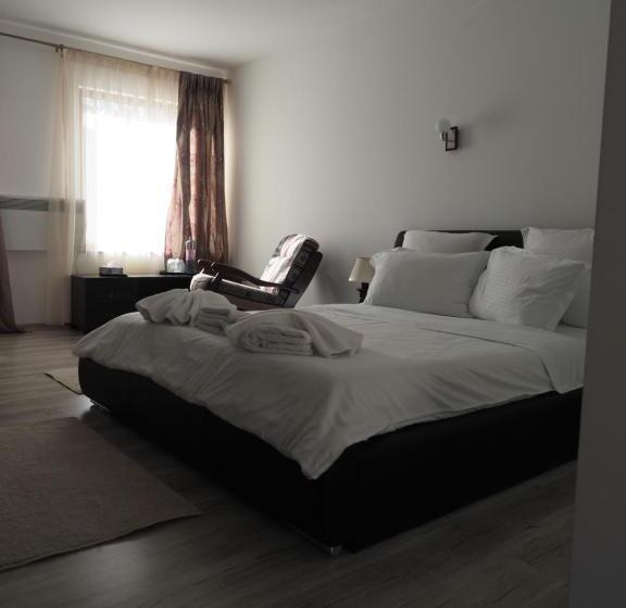 فندق Lake Residence