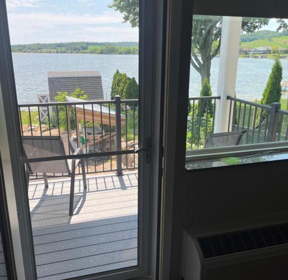 فندق Luckys Lodge