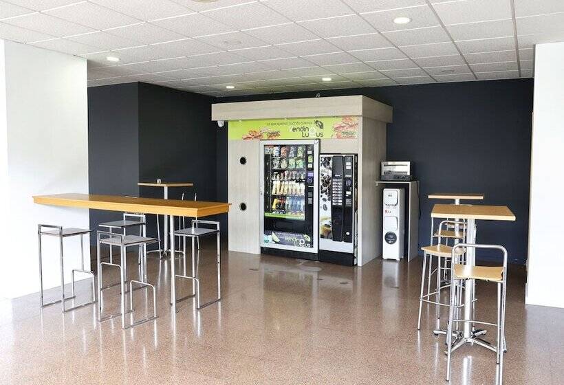 בית מלון כפרי Micampus Lugo Student Residence