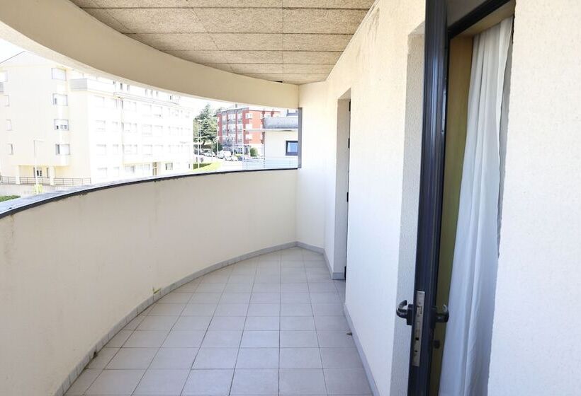 בית מלון כפרי Micampus Lugo Student Residence