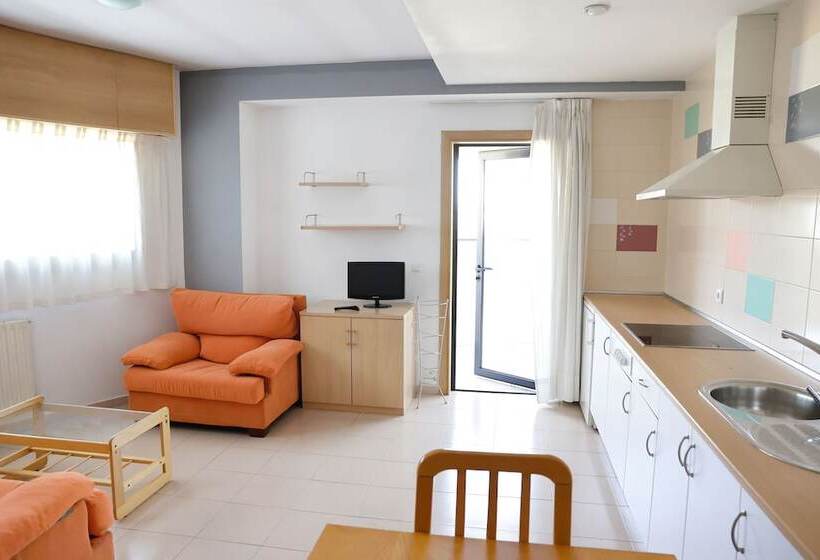 בית מלון כפרי Micampus Lugo Student Residence