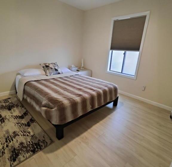 هتل Modern/retro Condo