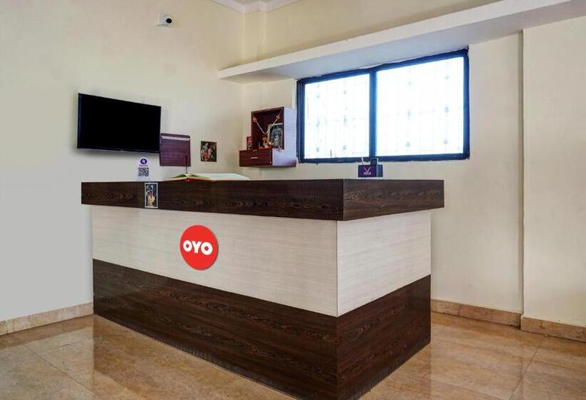 בית מלון כפרי Oyo Flagship Gandharv Lodging & Boarding