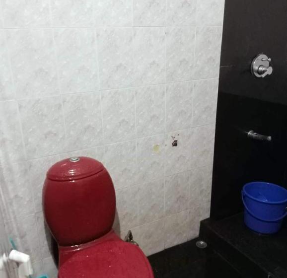 ホテル Oyo Flagship Temple Fort Residency