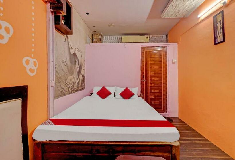 ホテル Oyo Flagship The Mast Guest House