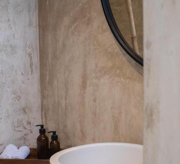 Отель Swell Shacks