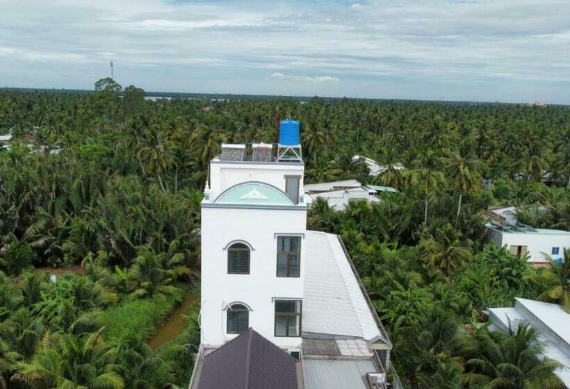 هتل Khách Sạn Vinhomes Huỳnh