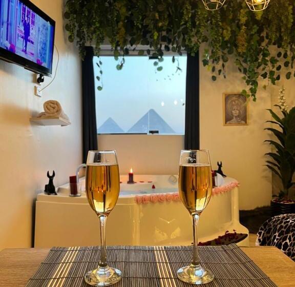 Jacuzzi Pyramids View 5