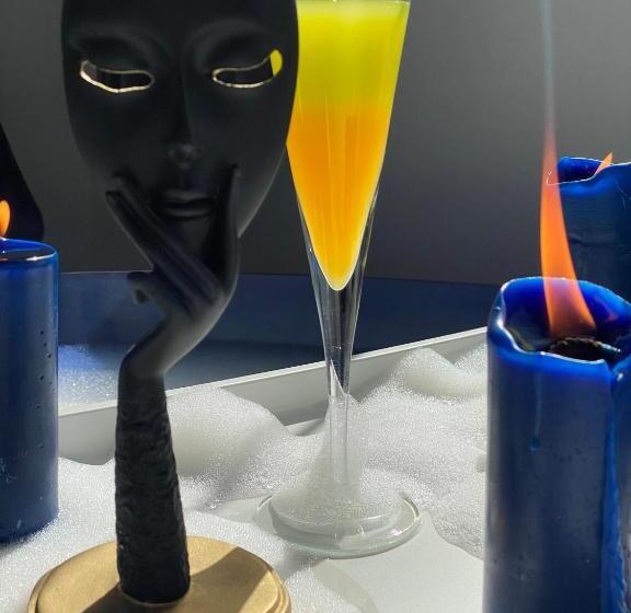 Jacuzzi Pyramids View 5