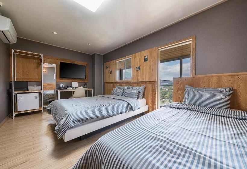 فندق على الطريق Hue