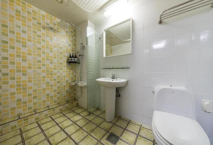 فندق على الطريق Hue