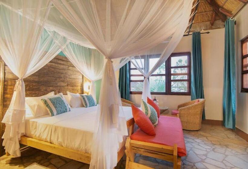 استراحتگاه Nile Treatz