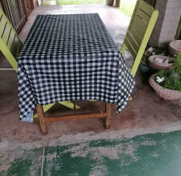 פנסיון 5 Stars Lodge